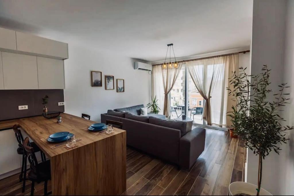 Tirana City Comfort Екстериор снимка