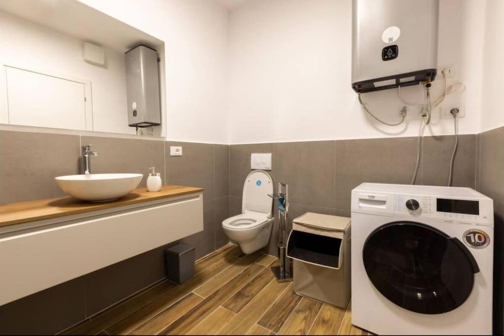 Tirana City Comfort Екстериор снимка